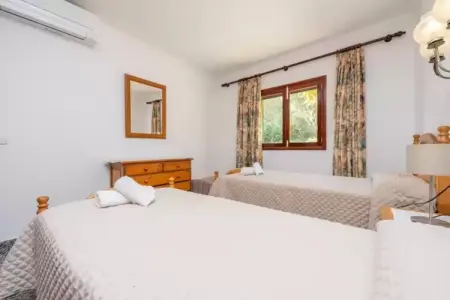 Villa Calamari aux Baléares, piscine privée à Portocolom : photo 18