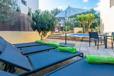 Villa Calamari aux Baléares, piscine privée à Portocolom : photo 31