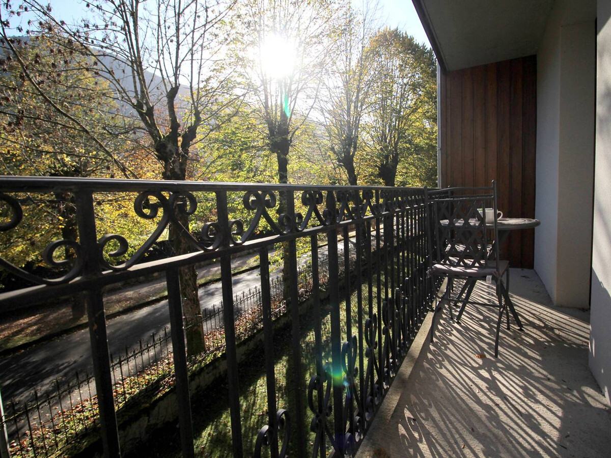 T2 balcon vue montagnes à Bagnères-de-Luchon - Photo 13