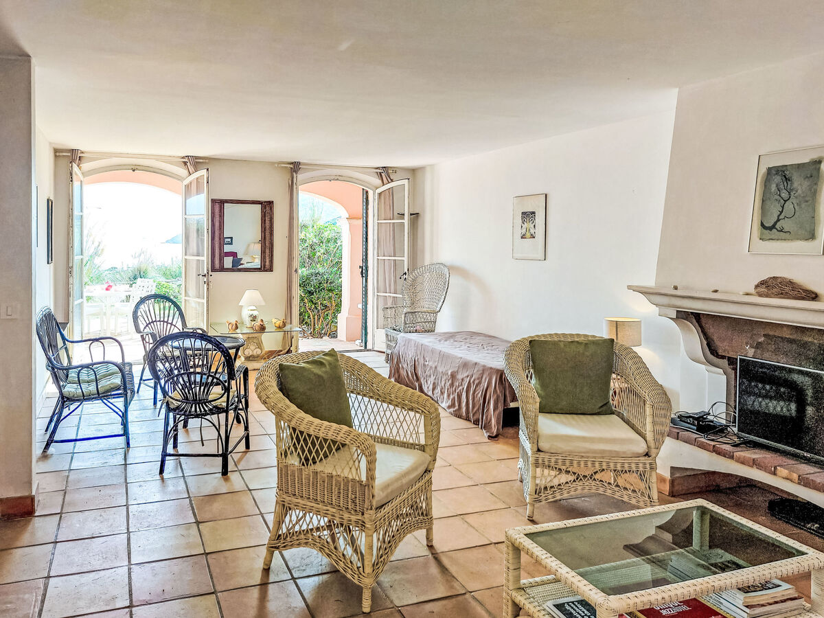 Appartement Bonne Terrasse, vue mer à 20 m de la plage - Photo 6
