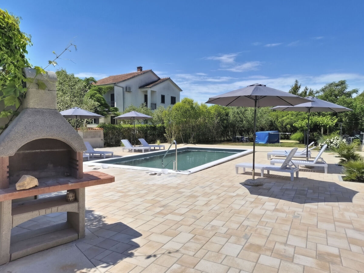 Maison Aria – 8 pers., piscine à 900 m de Sukošan - Photo 2