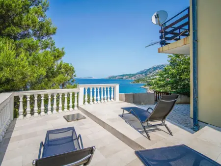 Maison Mara à Karlobag, 20 m de la mer : photo 25