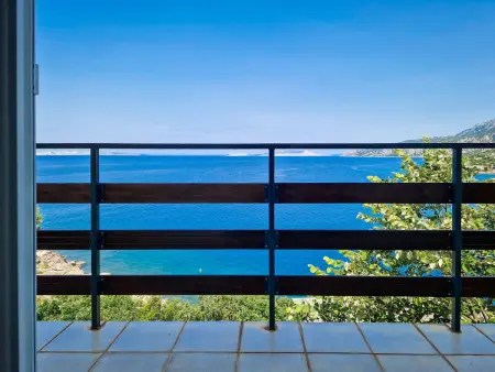 Maison Mara à Karlobag, 20 m de la mer : photo 40