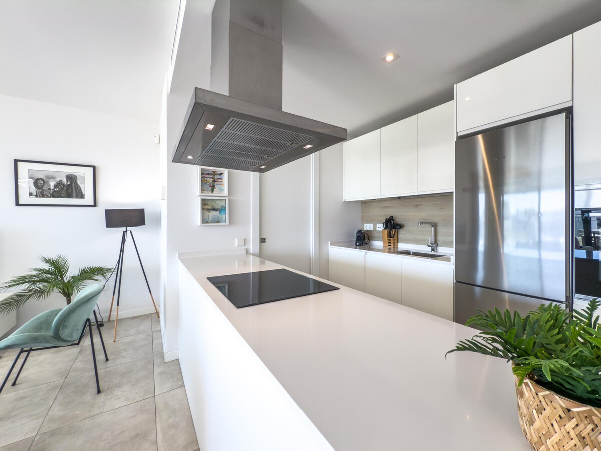 Appartement neuf vue mer avec terrasse et piscine à Estepona - Photo 3