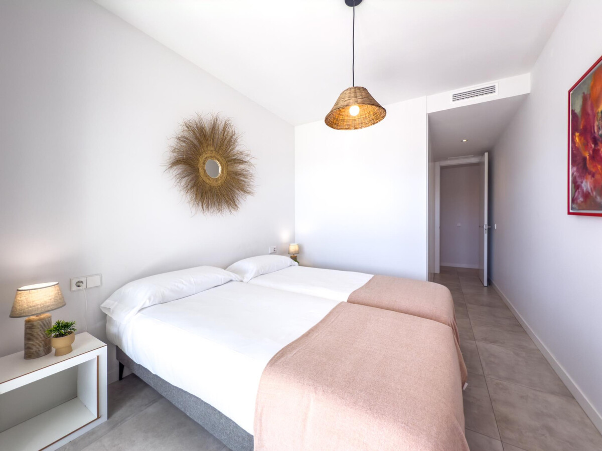 Appartement neuf vue mer avec terrasse et piscine à Estepona - Photo 13