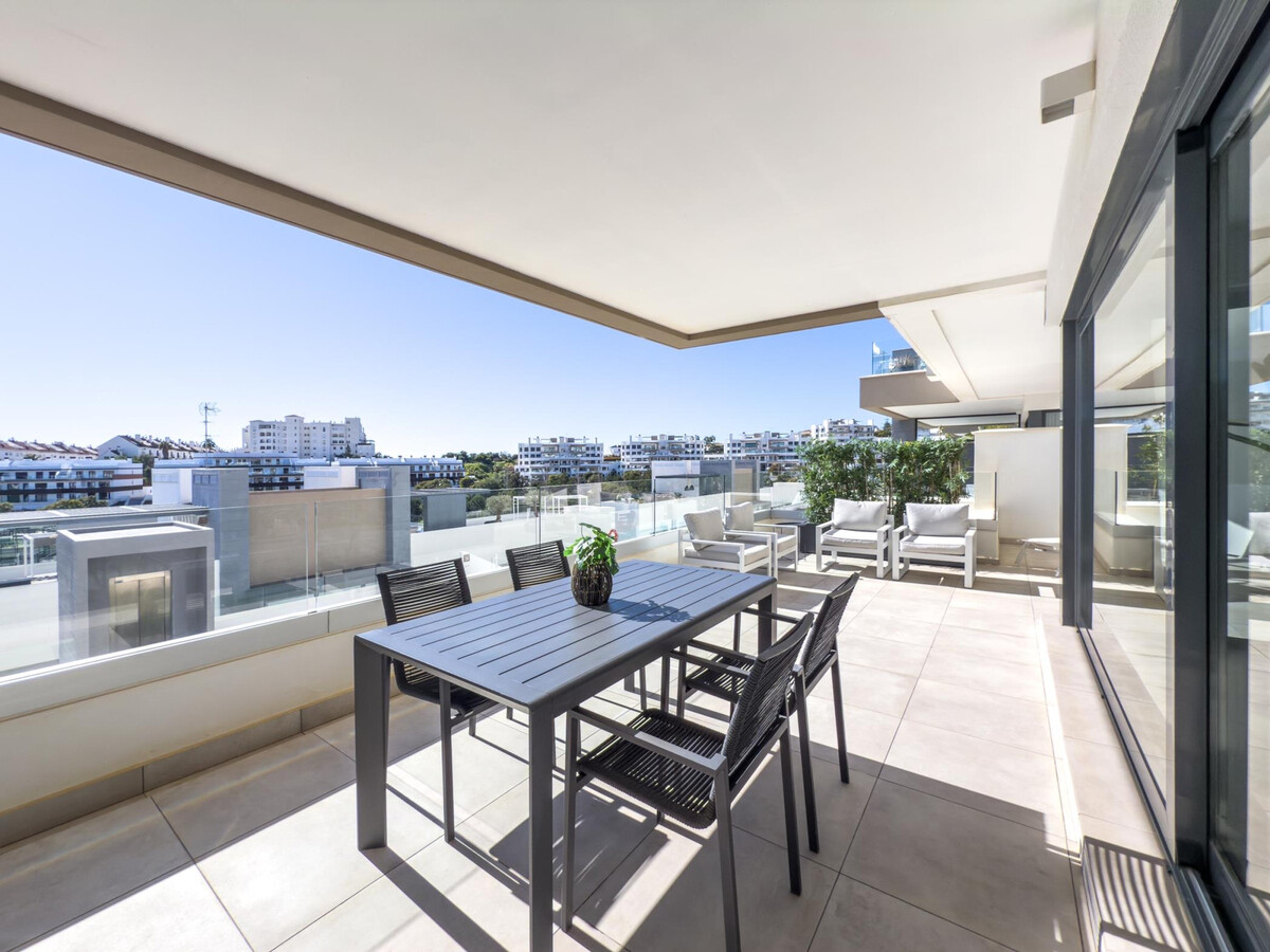 Appartement neuf vue mer avec terrasse et piscine à Estepona - Photo 17