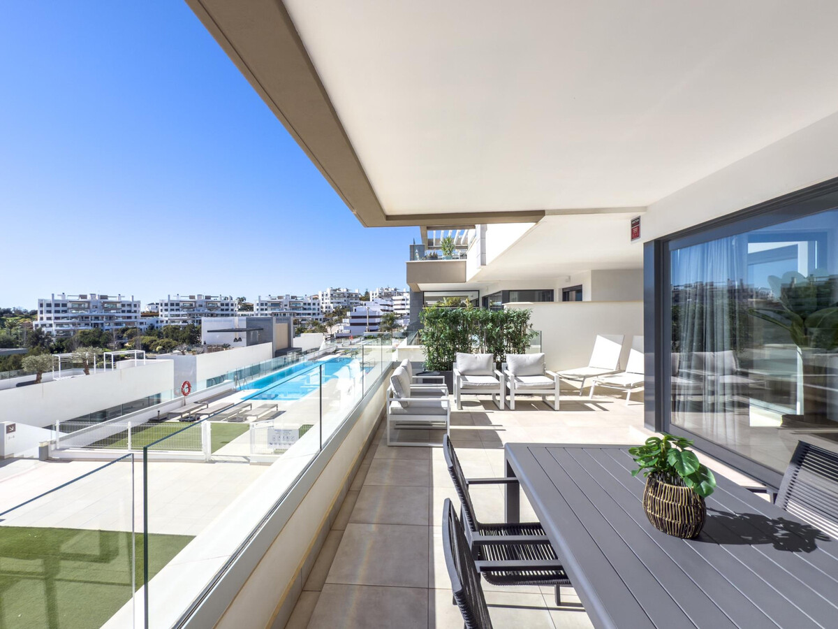 Appartement neuf vue mer avec terrasse et piscine à Estepona - Photo 19