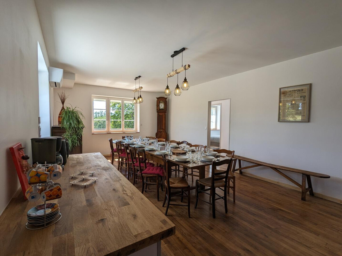 Gîte 14 pers., 5 chambres, piscine chauffée à Montbron - Photo 9