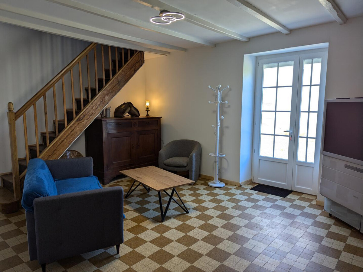 Gîte 14 pers., 5 chambres, piscine chauffée à Montbron - Photo 11