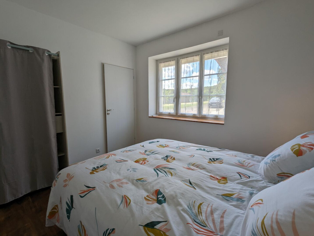 Gîte 14 pers., 5 chambres, piscine chauffée à Montbron - Photo 22