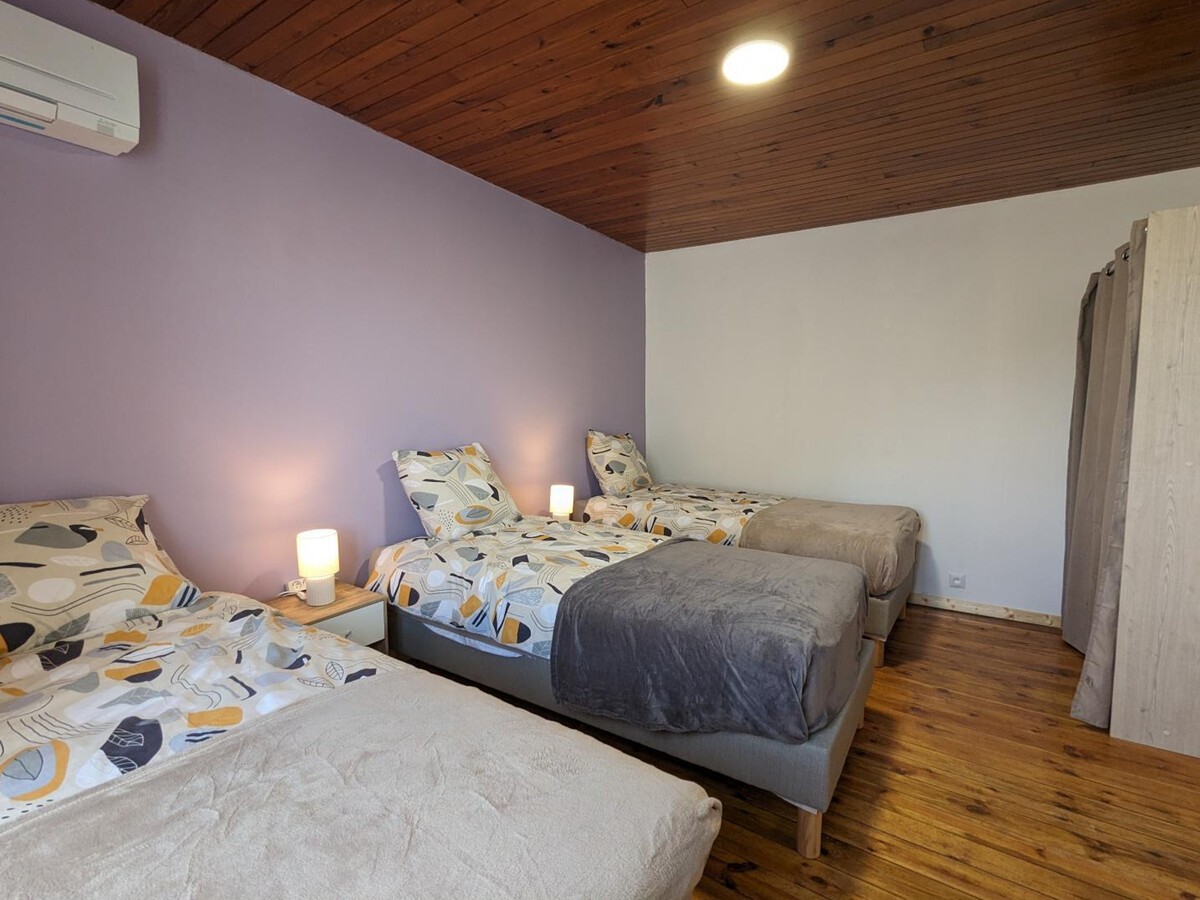 Gîte 14 pers., 5 chambres, piscine chauffée à Montbron - Photo 31