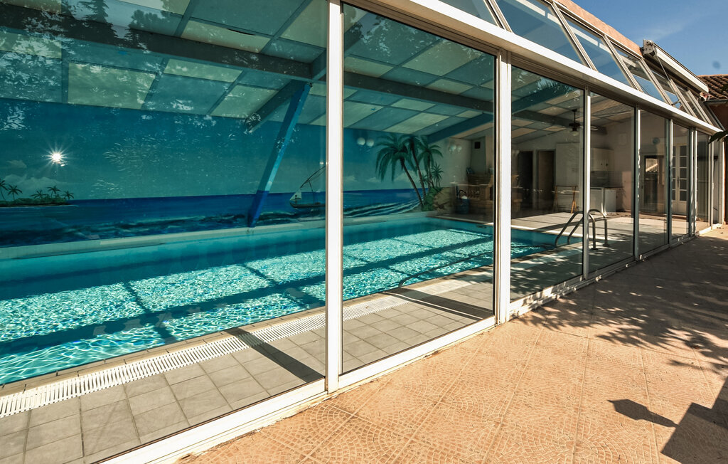 Maison 4 chambres avec piscine intérieure en Provence - Photo 8