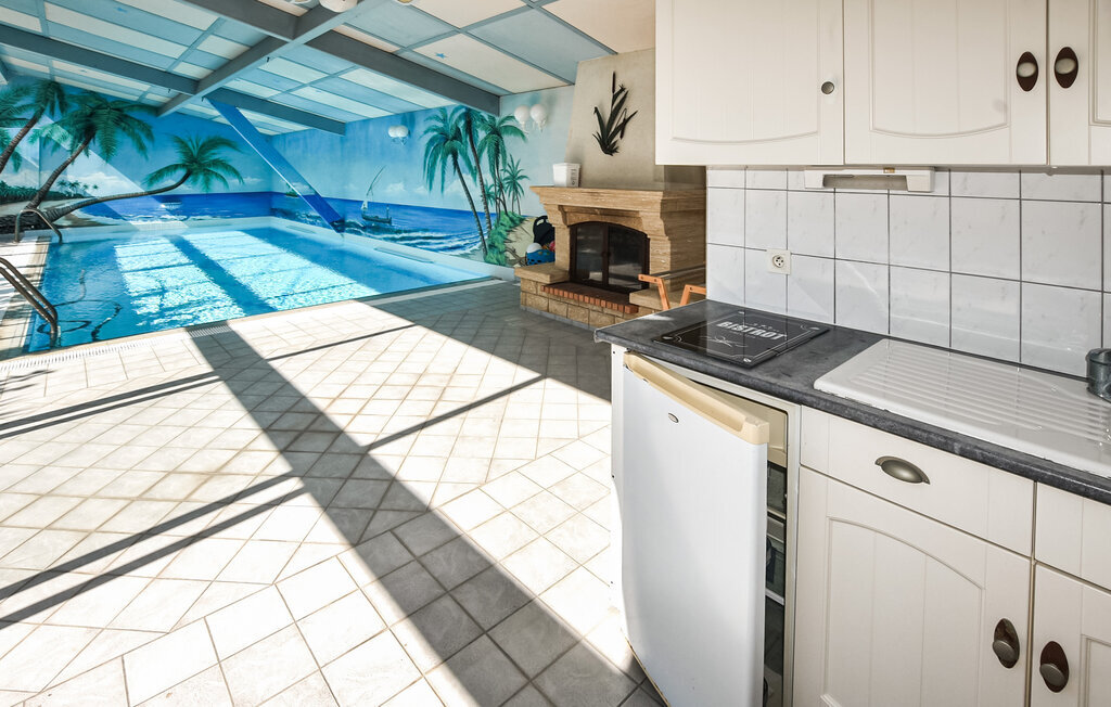 Maison 4 chambres avec piscine intérieure en Provence - Photo 10
