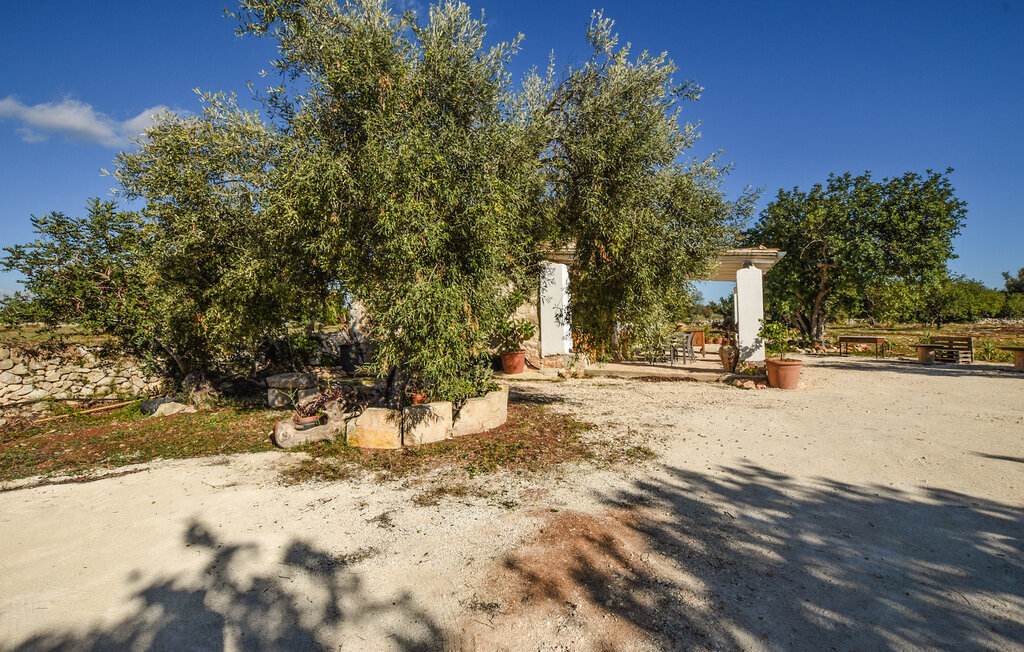 Maison pierre et bois à Scicli, terrasse couverte - Photo 10