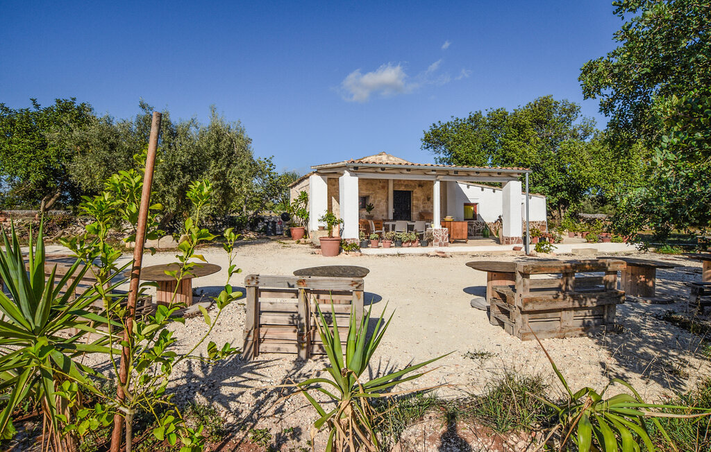 Maison pierre et bois à Scicli, terrasse couverte - Photo 11