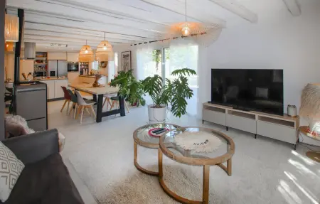 Maison provençale avec piscine privée à Rochefort du Gard : photo 5