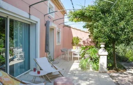 Maison provençale avec piscine privée à Rochefort du Gard : photo 15