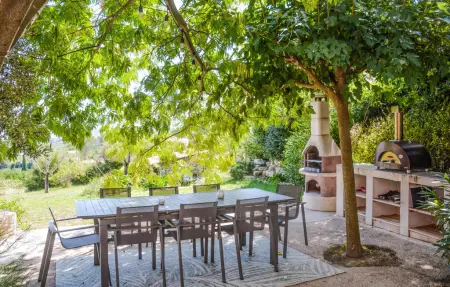 Maison provençale avec piscine privée à Rochefort du Gard : photo 16