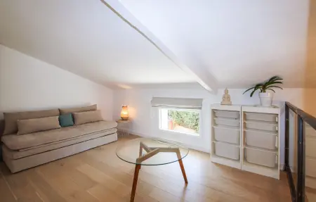 Maison provençale avec piscine privée à Rochefort du Gard : photo 19