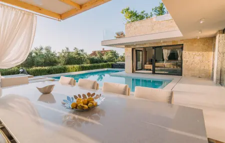 Location maison de vacances à Privlaka