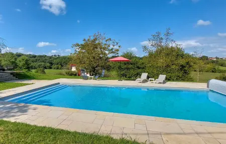 Maison basque 8 chambres avec piscine et court de tennis : photo 13