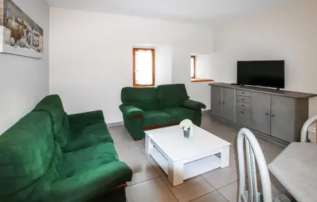 Maison en pierre aux Monts d'Ardèche, 6 personnes : photo 3