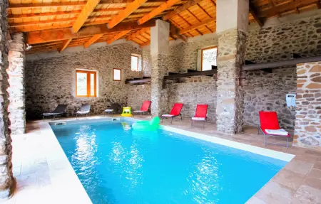 Maison en pierre aux Monts d'Ardèche, 6 personnes : photo 10