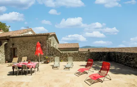 Maison en pierre aux Monts d'Ardèche, 6 personnes : photo 12