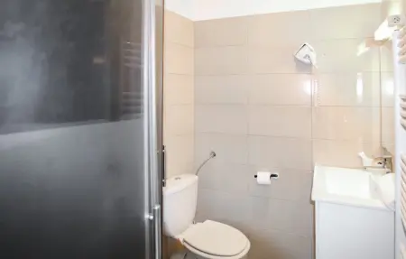 Maison en pierre aux Monts d'Ardèche, 6 personnes : photo 23