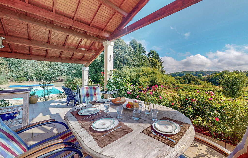 Maison avec piscine privée à Écuras, 6 personnes - Photo 2