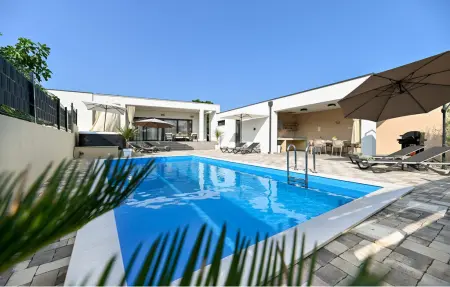 Location maison à Nin