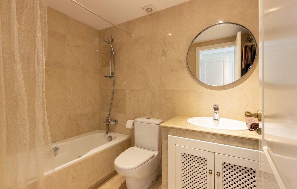 Green and Sea  apartment Roda, Appartement 4 personnes à Roda - Photo 27