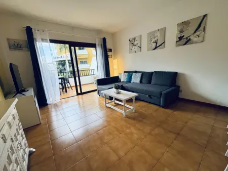 Appartement lumineux San Eugenio Bajo avec piscine : photo 9