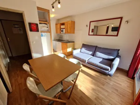 Location appartement à Valfréjus, Appartement cosy 4 pers, proche télécabine, non-fumeur, animaux admis