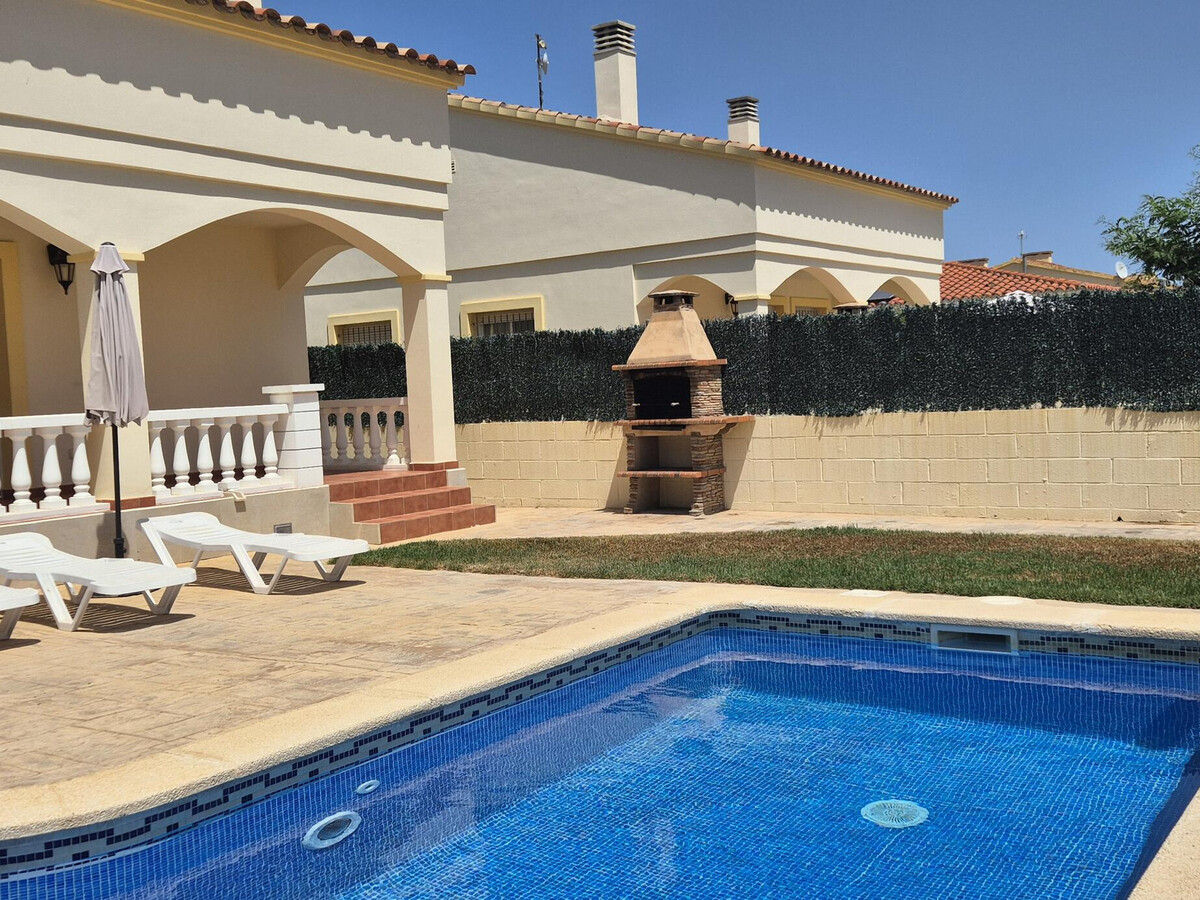 Villa Marimar 1 – Maison 3 chambres avec piscine privée - Photo 1