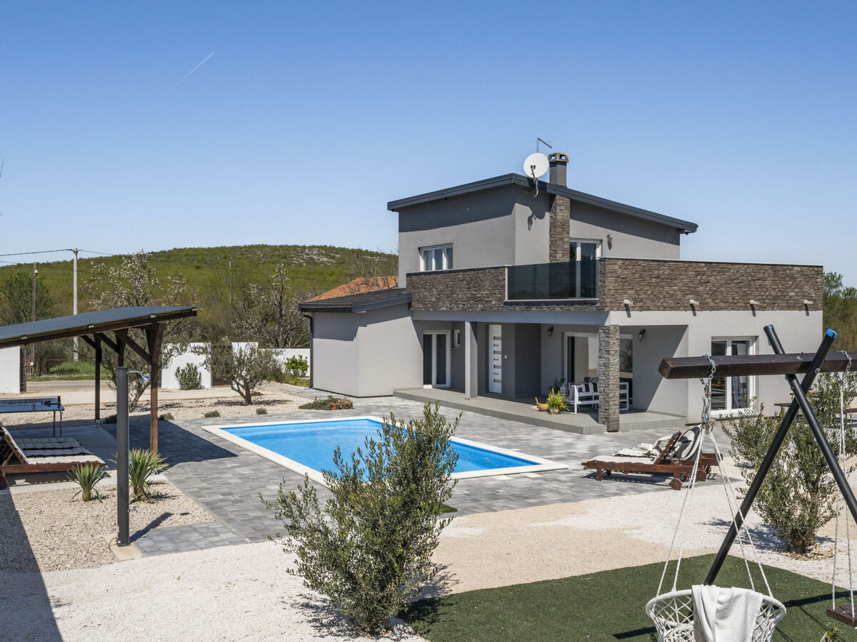 Villa Gala : maison 8 pers., piscine privée à Pirovac - Photo 1