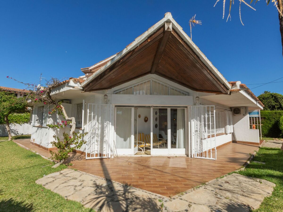Villa Vilafortuny, 10 pers., 25 m de la plage - Photo 1