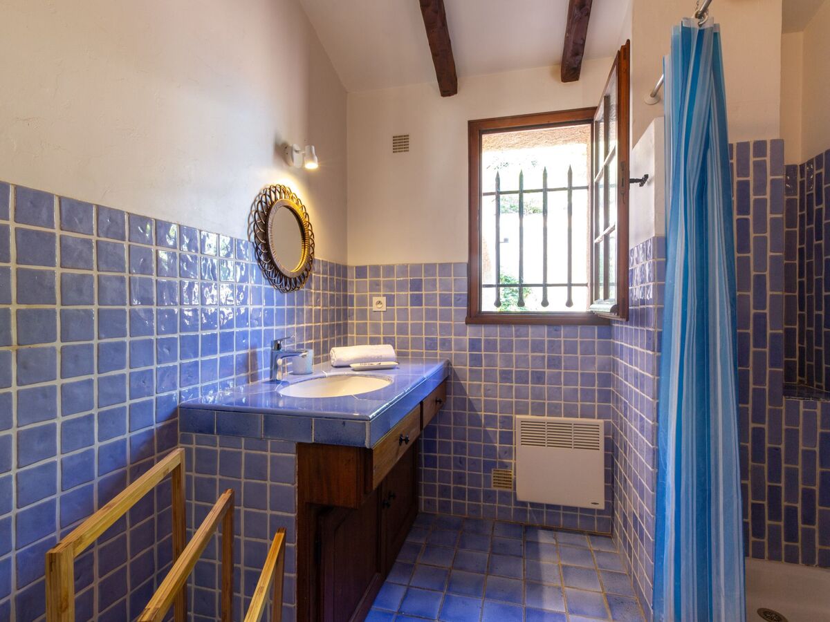 Villa La Baïassière - 4 chambres, piscine et vue mer - Photo 14