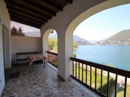 Appartement Lungolago vue lac, 120 m² à Lavena : photo 3