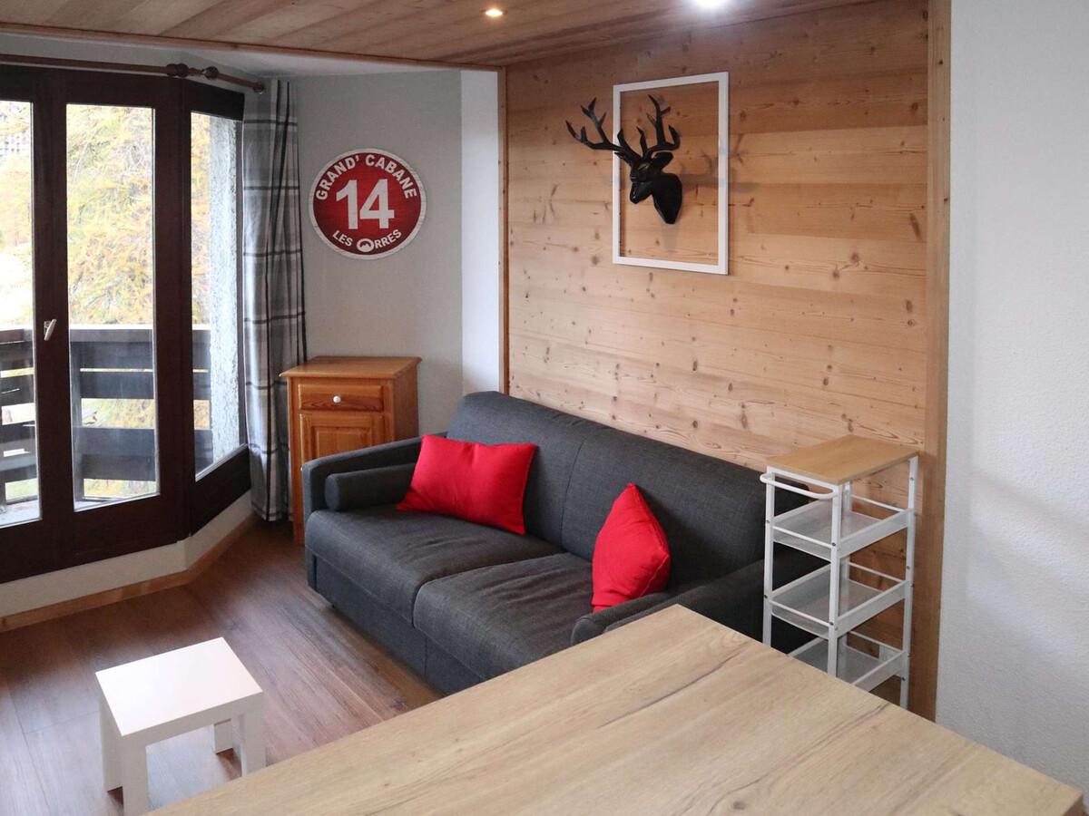 Studio entièrement refait, 150m des pistes aux Orres - Photo 2
