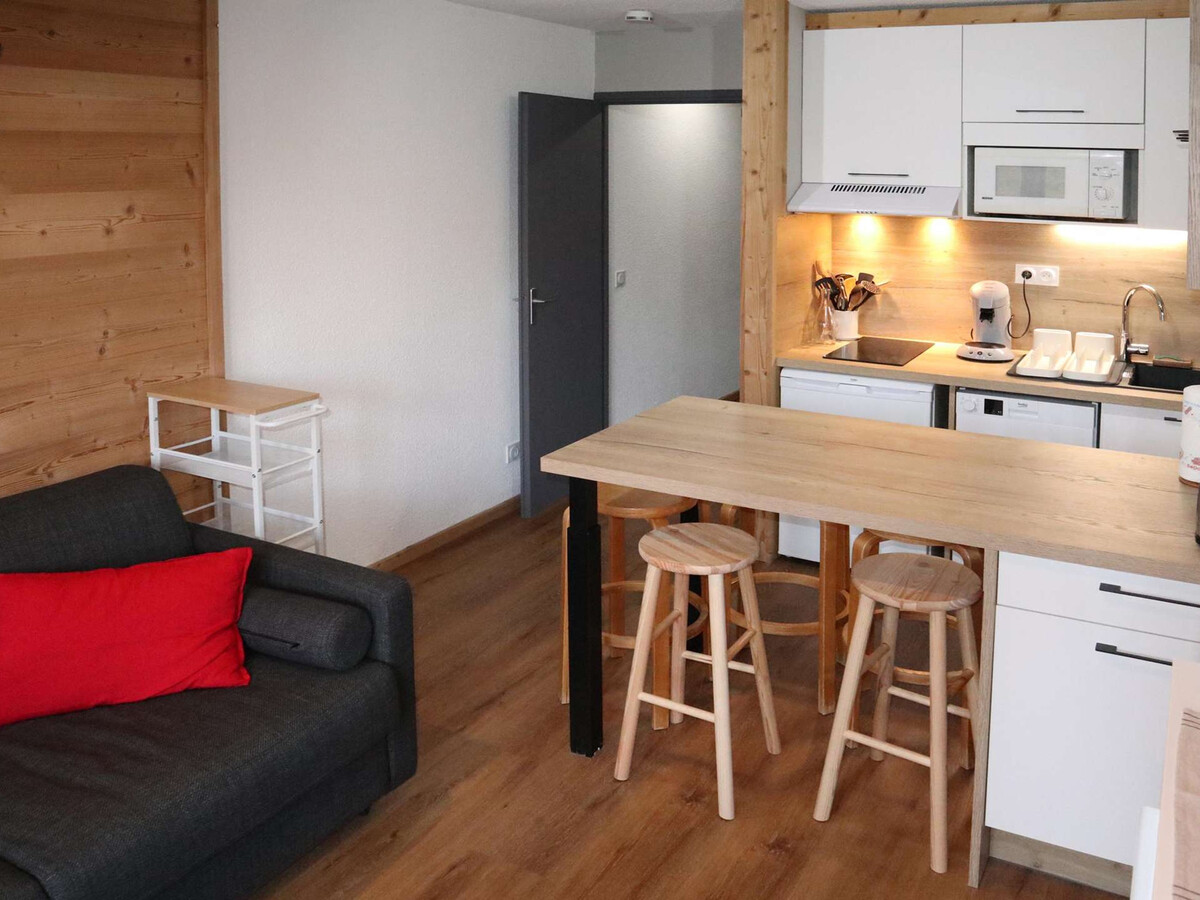 Studio entièrement refait, 150m des pistes aux Orres - Photo 3
