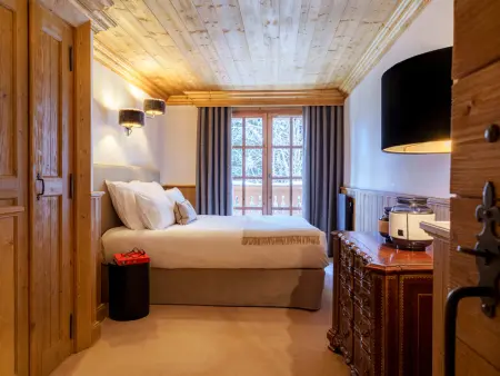 Chalet exquis à Courchevel 1850, près des pistes, jusqu'à 10 personnes : photo 24