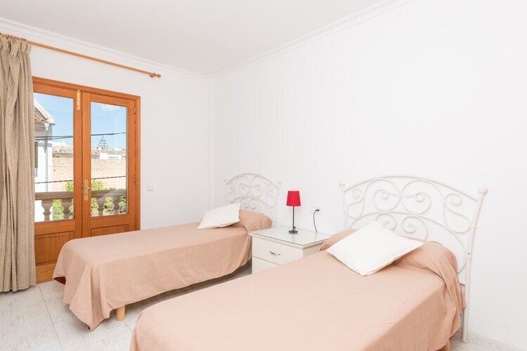 Villa Es Desaigua à Llubí : piscine 7,5 m et terrasses - Photo 15