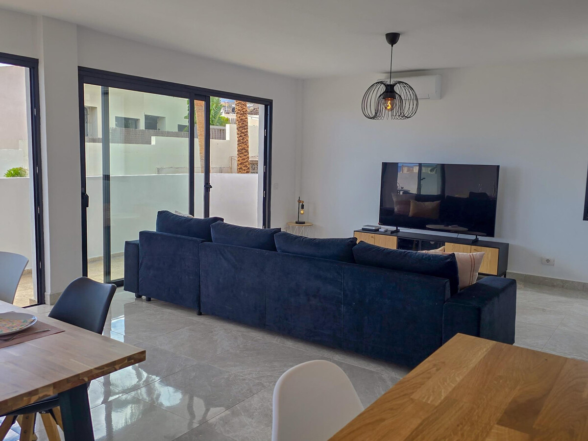 Villa 4 chambres, piscine chauffée et garage à Radazul - Photo 6