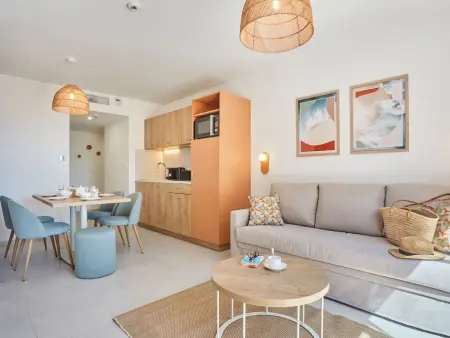 Résidence Odalys Collection Riviera, Location Appartement 6 personnes à Hyères - Photo 4