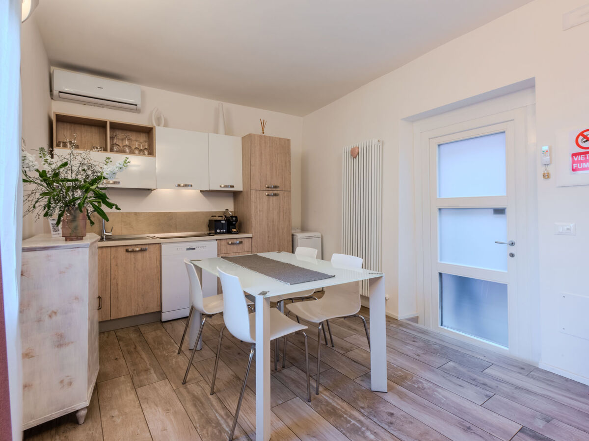 Peak Nest à Arco : studio rénové 48 m² avec terrasse - Photo 7