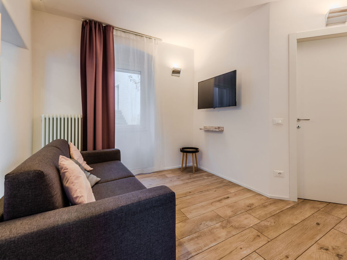 Peak Nest à Arco : studio rénové 48 m² avec terrasse - Photo 8