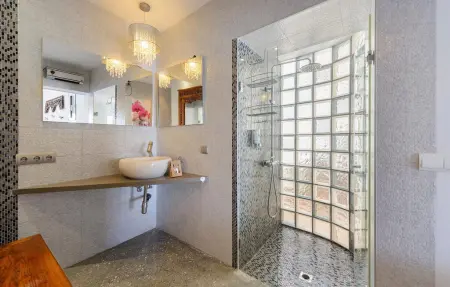 Villa Florimar, maison avec vue mer à Talamanca : photo 23