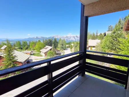 Appartement 4 pers. au cœur de Saint-Michel-de-Chaillol, balcon plein Sud : photo 2