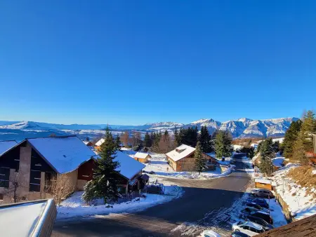 Appartement 4 pers. au cœur de Saint-Michel-de-Chaillol, balcon plein Sud : photo 8